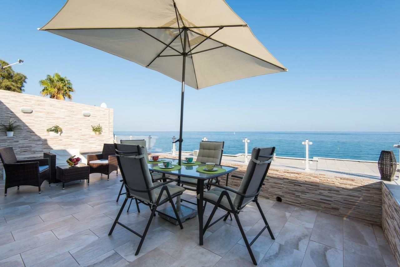 Seashore Bungalow Stunning Torremolinos Buitenkant foto
